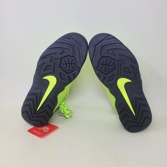 NIKE SB DARWIN LOW Supreme VOLT Men's Size 10.5 FQ3000-700 - Picture 6 of 11